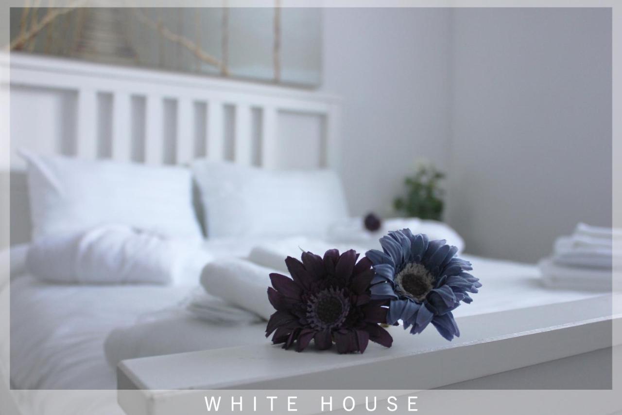 Вилла White House Тбилиси Экстерьер фото