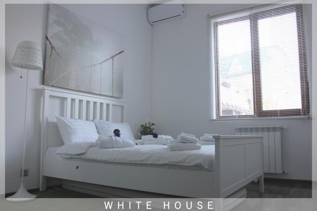 Вилла White House Тбилиси Экстерьер фото